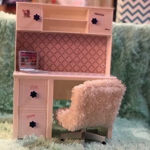 super cute play doll desk